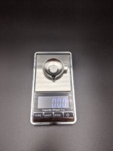 Nugget Ned's - Pocket Scale with Bonus Tare Tray - 300 grams x 0.01 grams